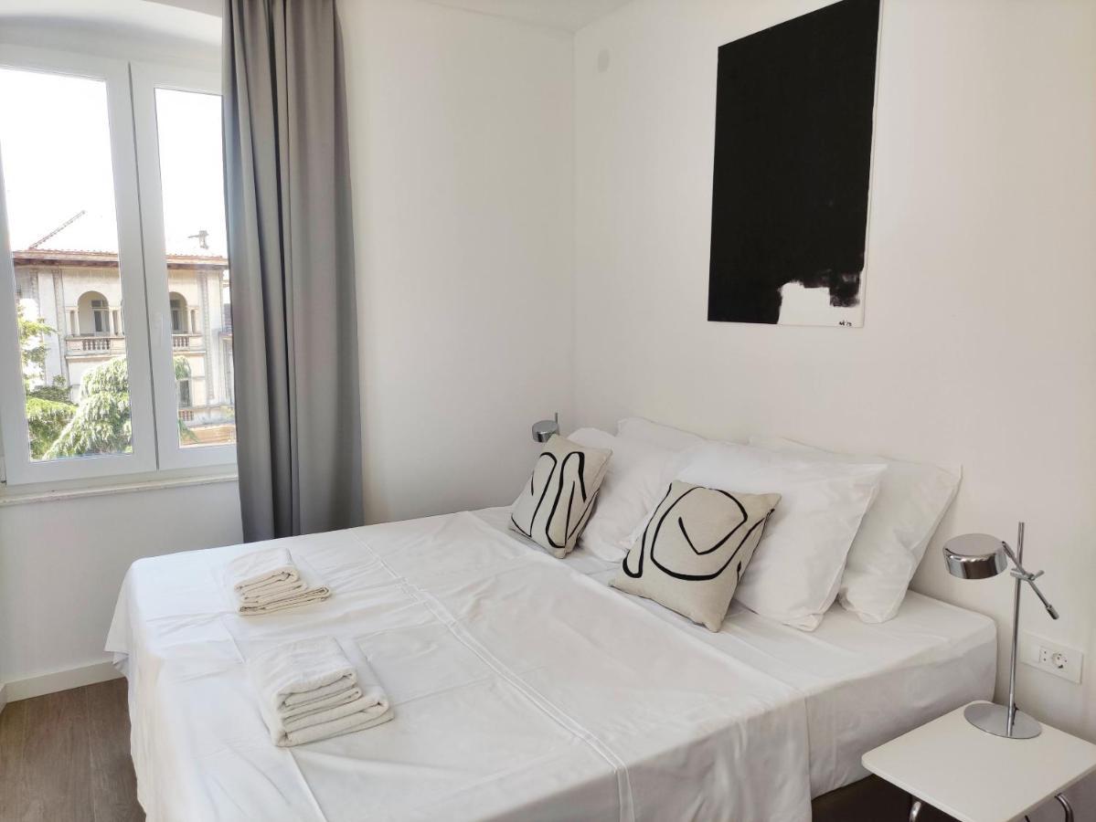 Nik Studio Apartments Pula Bagian luar foto